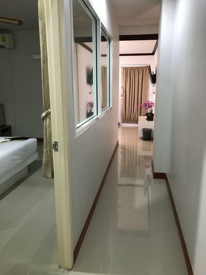 Angelina Guesthouse Patong Luaran gambar